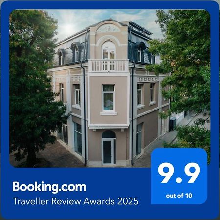 Хотел Vip Apart House Pleven Bagian luar foto