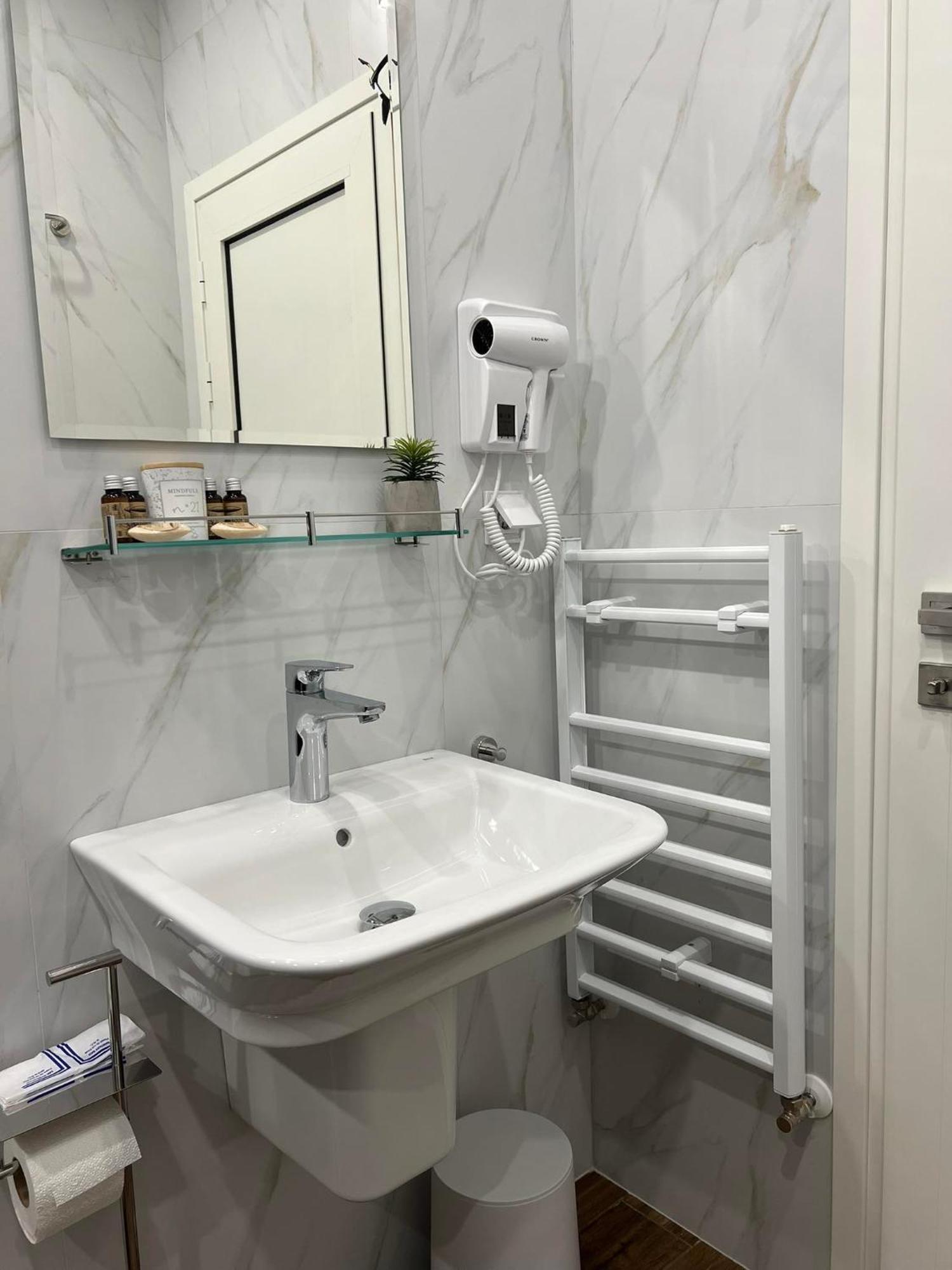 Хотел Vip Apart House Pleven Bagian luar foto