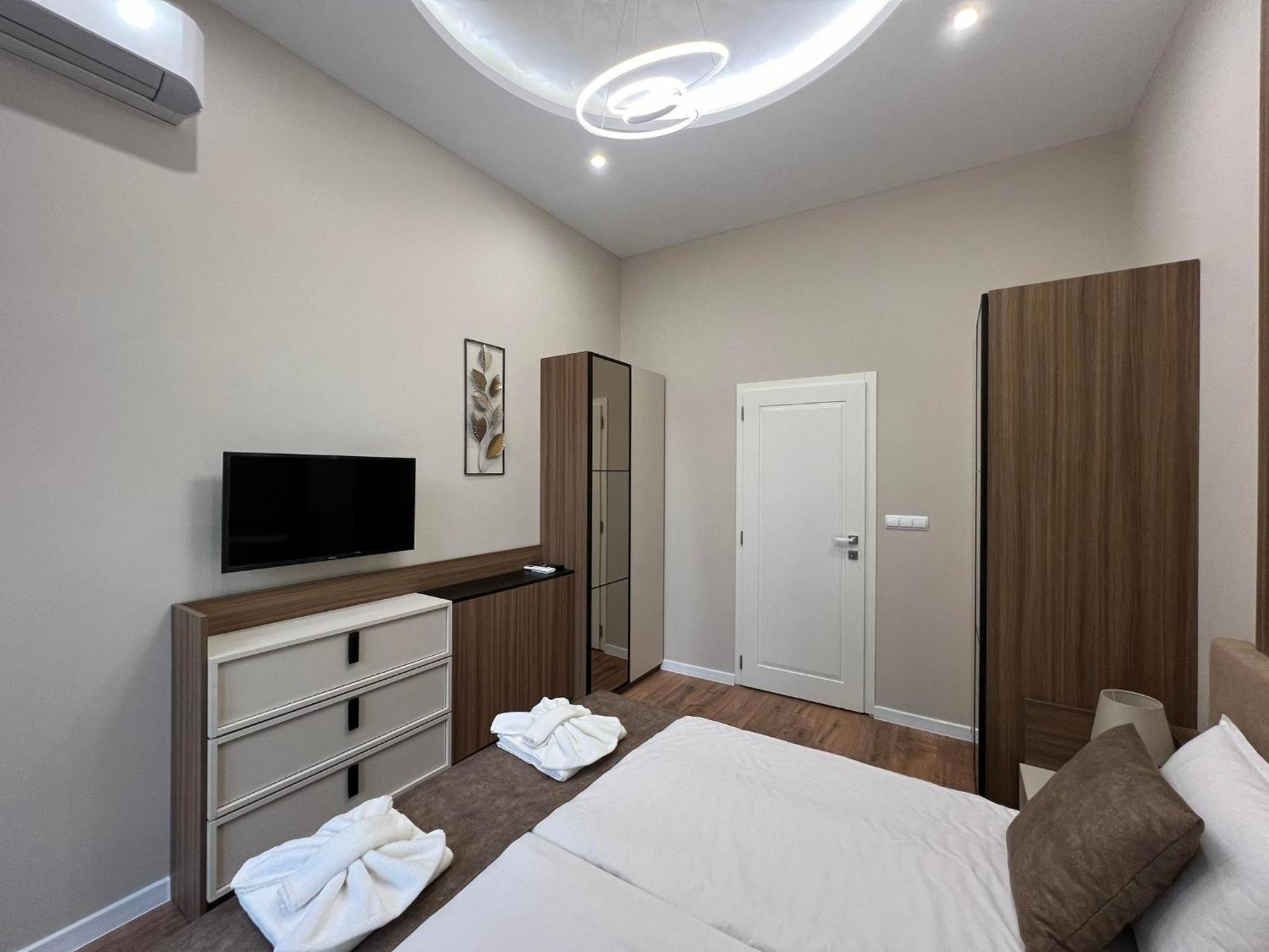 Хотел Vip Apart House Pleven Bagian luar foto