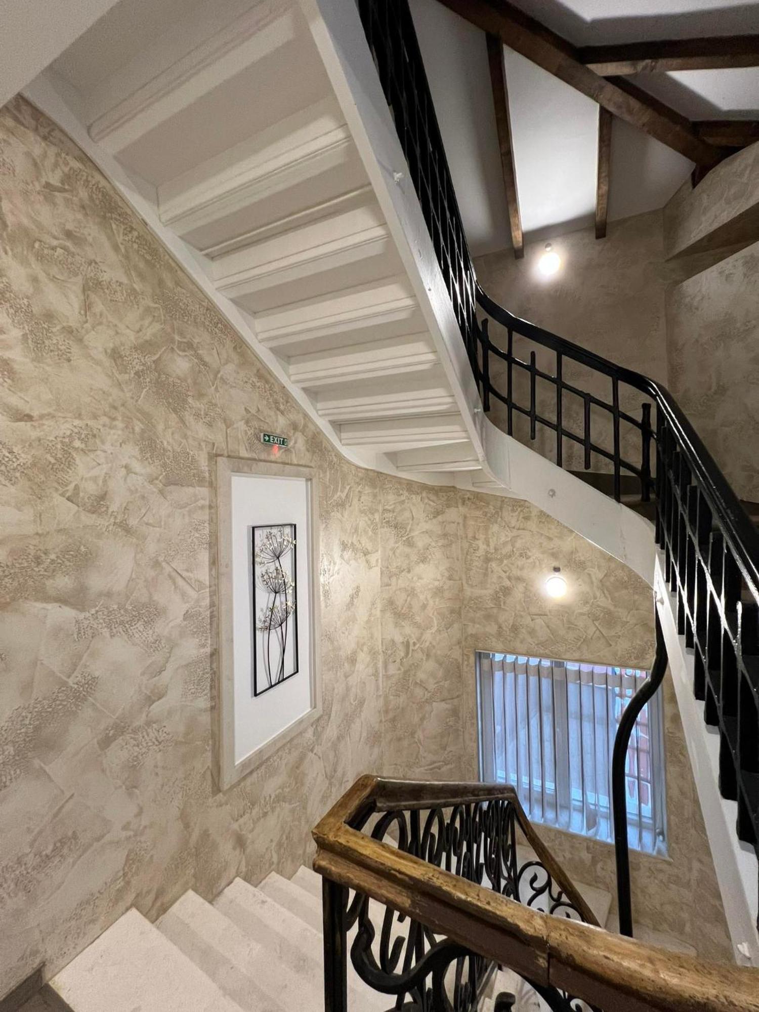 Хотел Vip Apart House Pleven Bagian luar foto