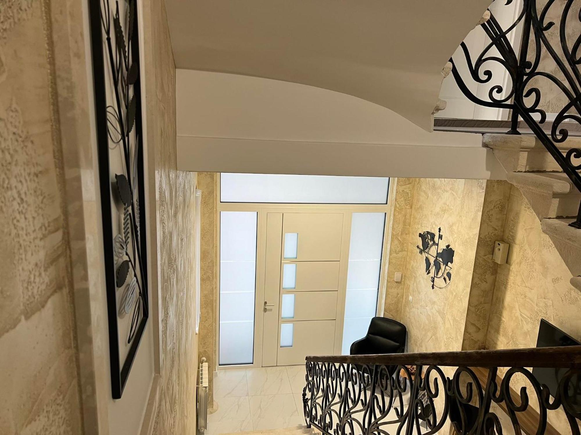 Хотел Vip Apart House Pleven Bagian luar foto