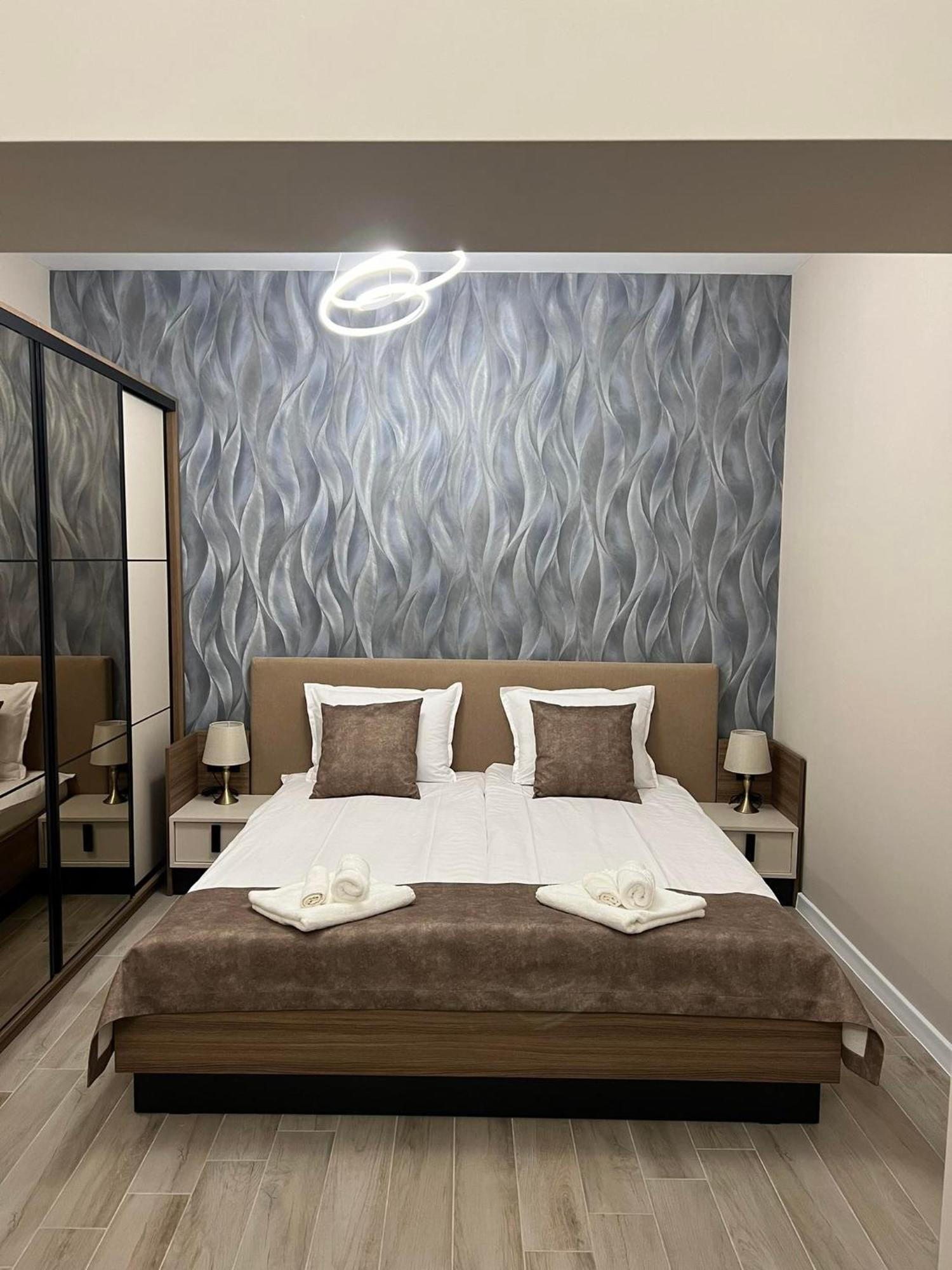 Хотел Vip Apart House Pleven Bagian luar foto