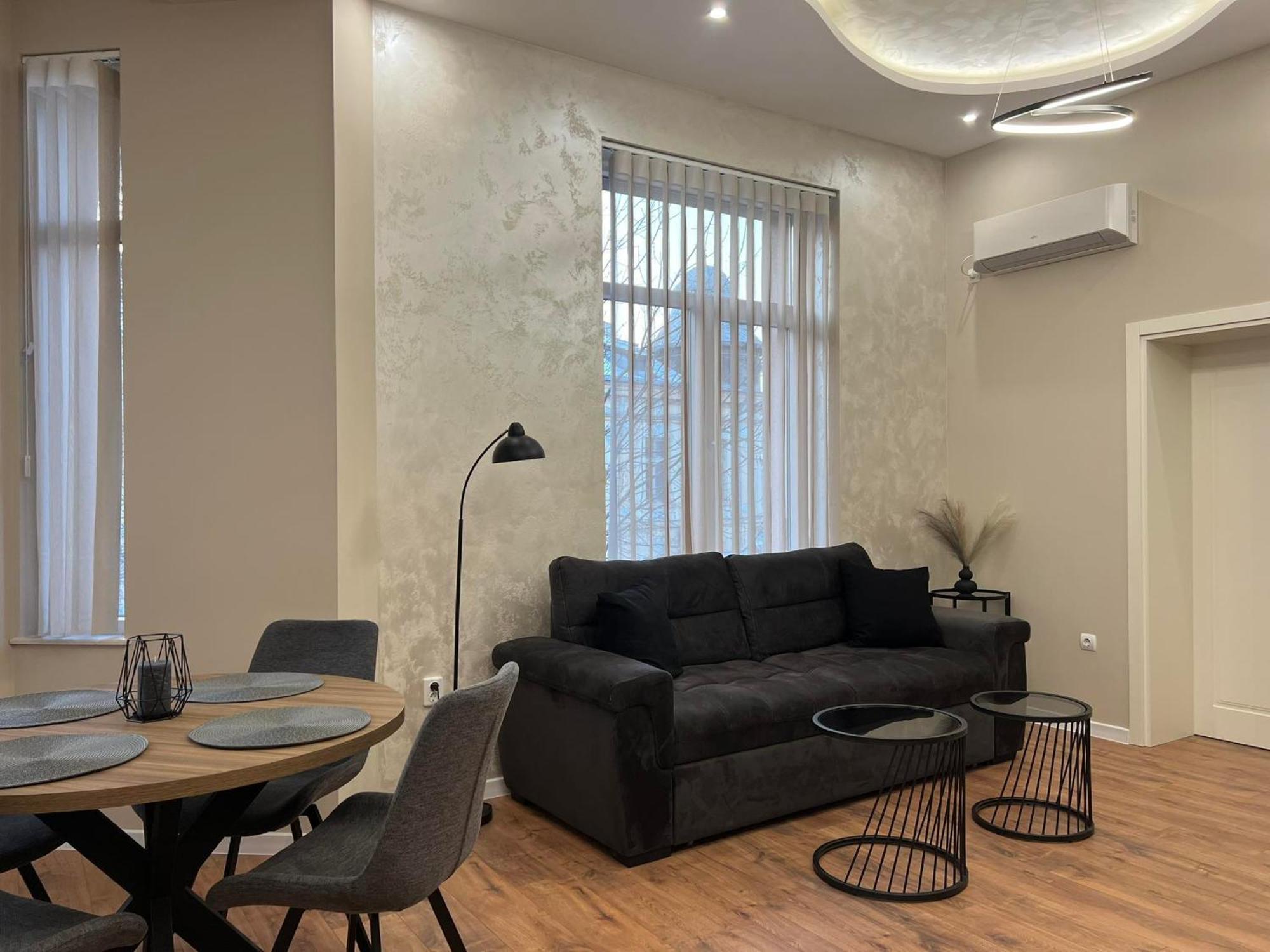 Хотел Vip Apart House Pleven Bagian luar foto