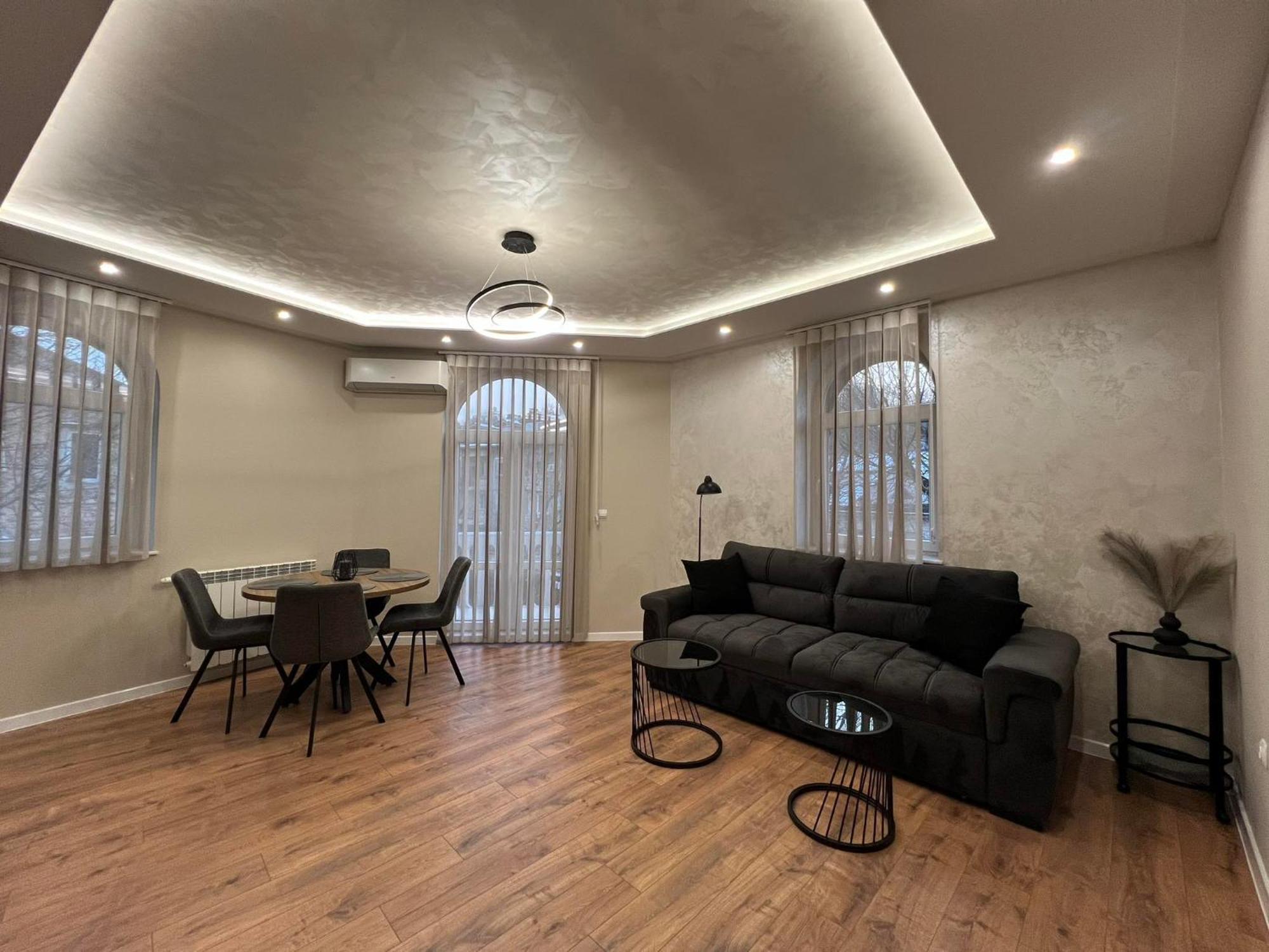 Хотел Vip Apart House Pleven Bagian luar foto