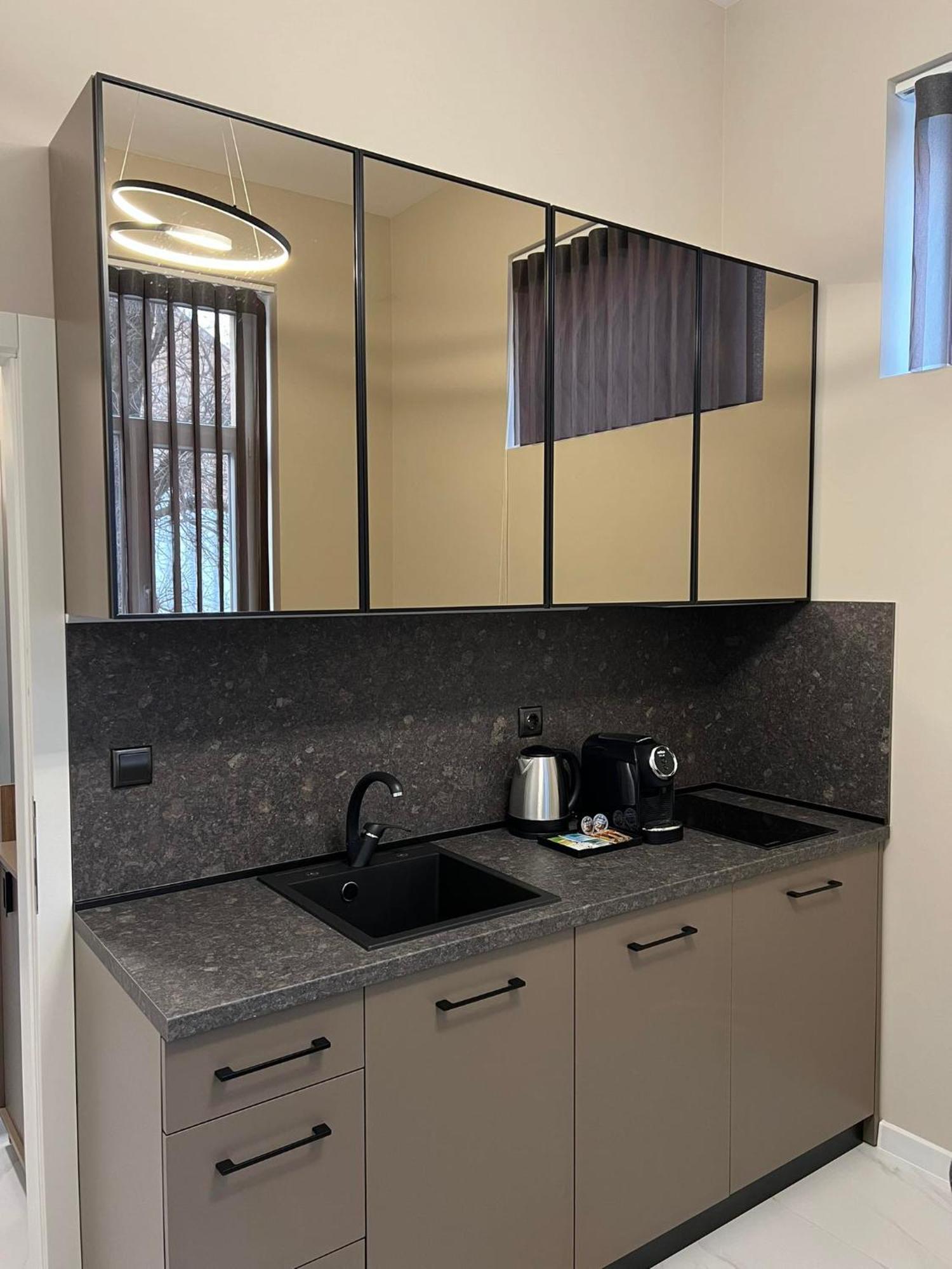 Хотел Vip Apart House Pleven Bagian luar foto