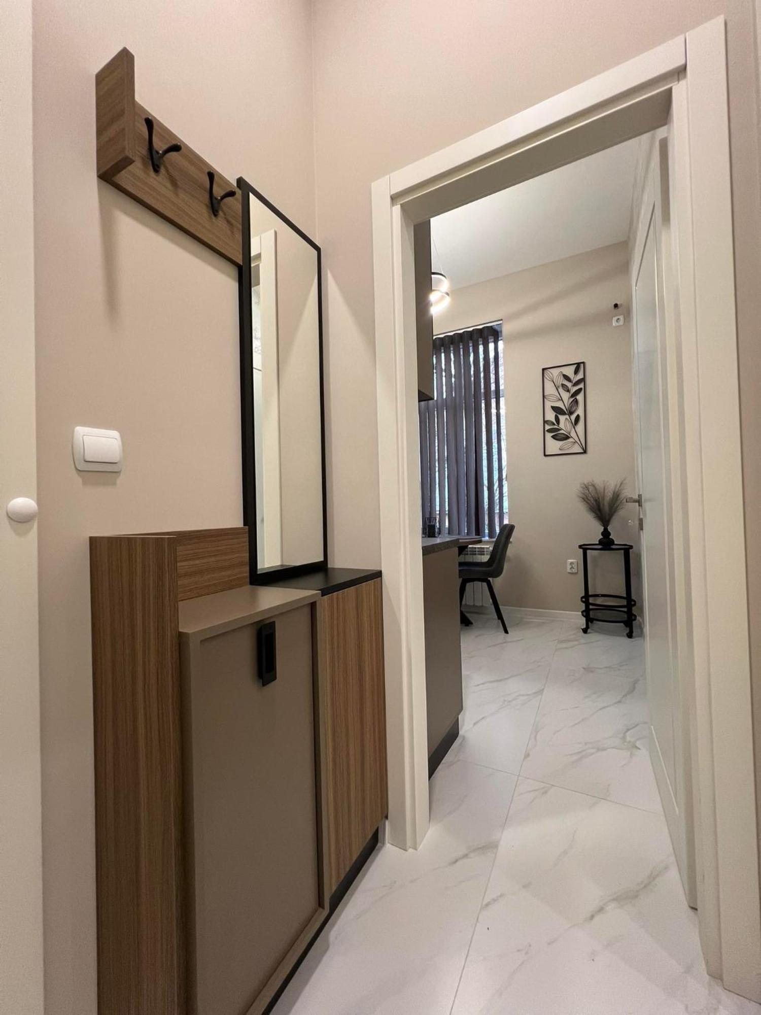 Хотел Vip Apart House Pleven Bagian luar foto